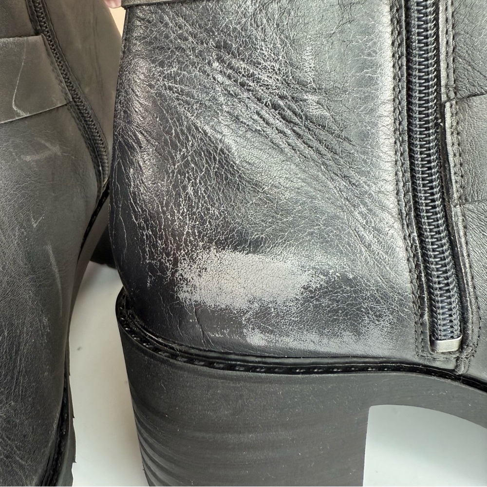 Eric Michael Black Leather Double Buckle Lug Sole Ankle Boots EU 41 - Picture 12 of 15